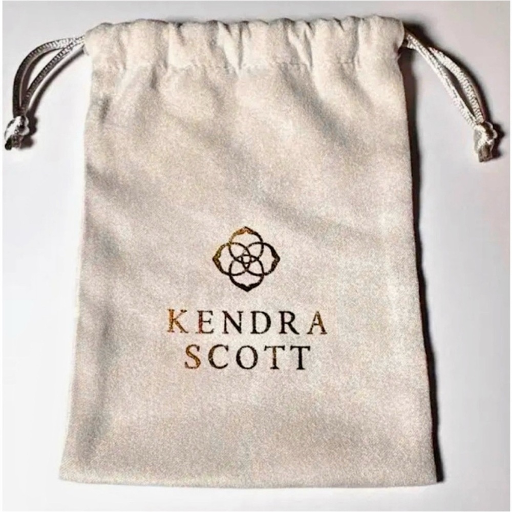 NEW Kendra Scott Inez 14K Gold Plated Pendant Necklace in Berry Illusion - Picture 5 of 5